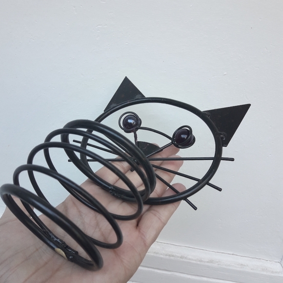 Spooky Wrought Iron Cat w/Marble Glass Eyes - Picture 11 of 14